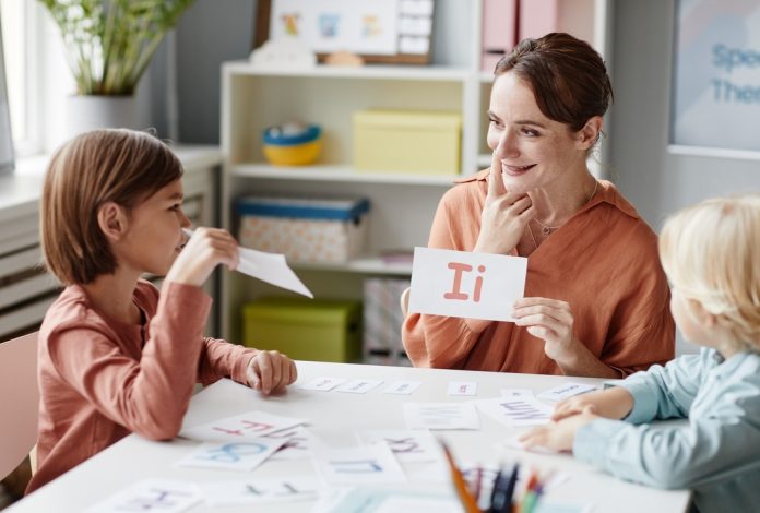 Edukacja wczesnoszkolna i przedszkolna z logopedią