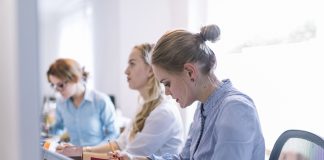 Studia podyplomowe praca z dziećmi sprawiającymi trudności wychowawcze Studia podyplomowe praca z dziećmi sprawiającymi trudności wychowawcze