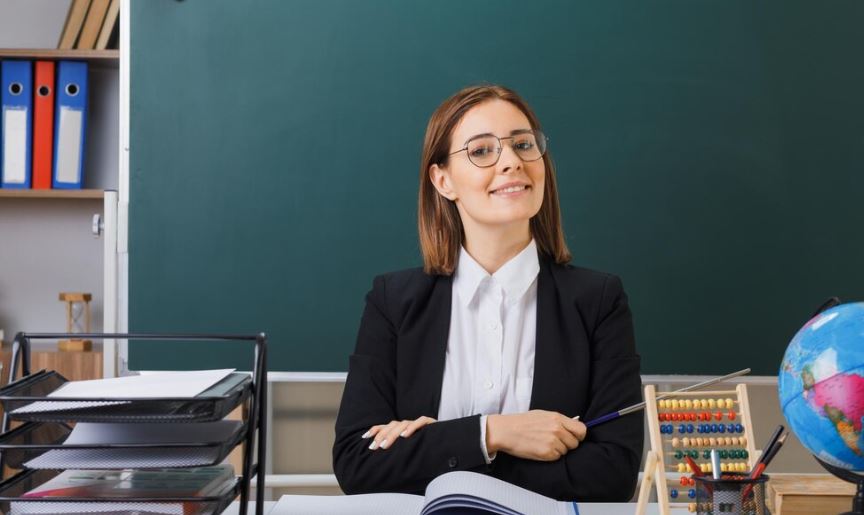 Przebranżowienie nauczyciela – praca poza środowiskiem szkolnym